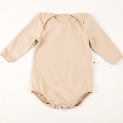 Sous-vêtement bébé en jersey biologique beige, fabrication artisanale française.