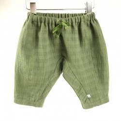 Pantalon bébé sportwear en lange de coton biologique kaki.