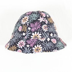 Accessoire indispensable pour l'été, le chapeau de soleil, tissu bio forêt tropicale.