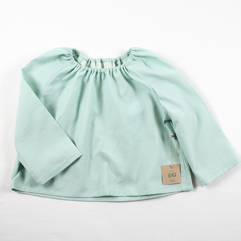 Une idée de cadeau de naissance pour ce haut simple et pratique d'un beau pastel façon layette nature Une idée de cadeau de naissance pour ce haut simple et pratique d'un beau pastel façon layette nature