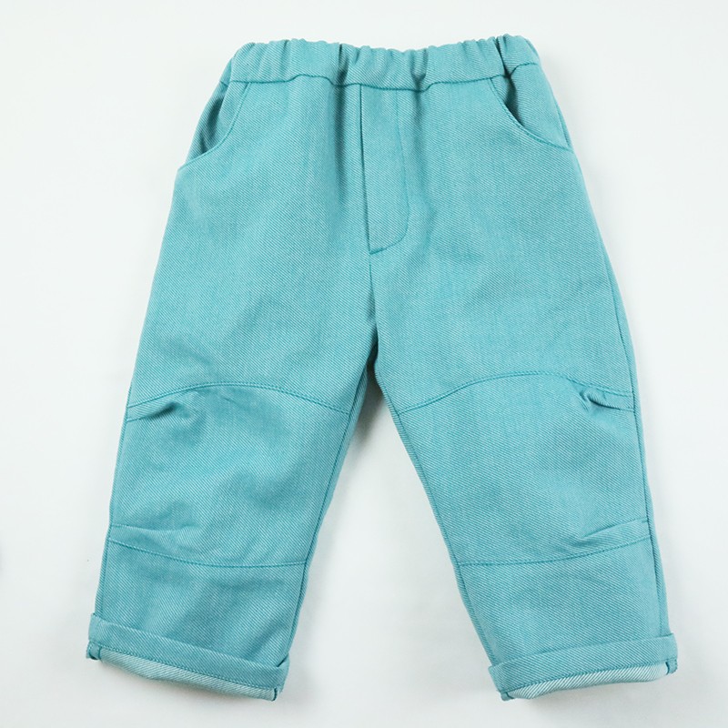 pantalon de bébé en denim bio coupe structurée pantalon de bébé en denim bio coupe structurée