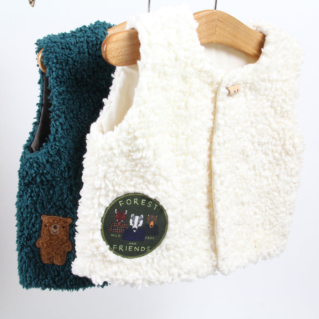 Les gilets de berger Bambio en peluche biologique sont fabriqués en France