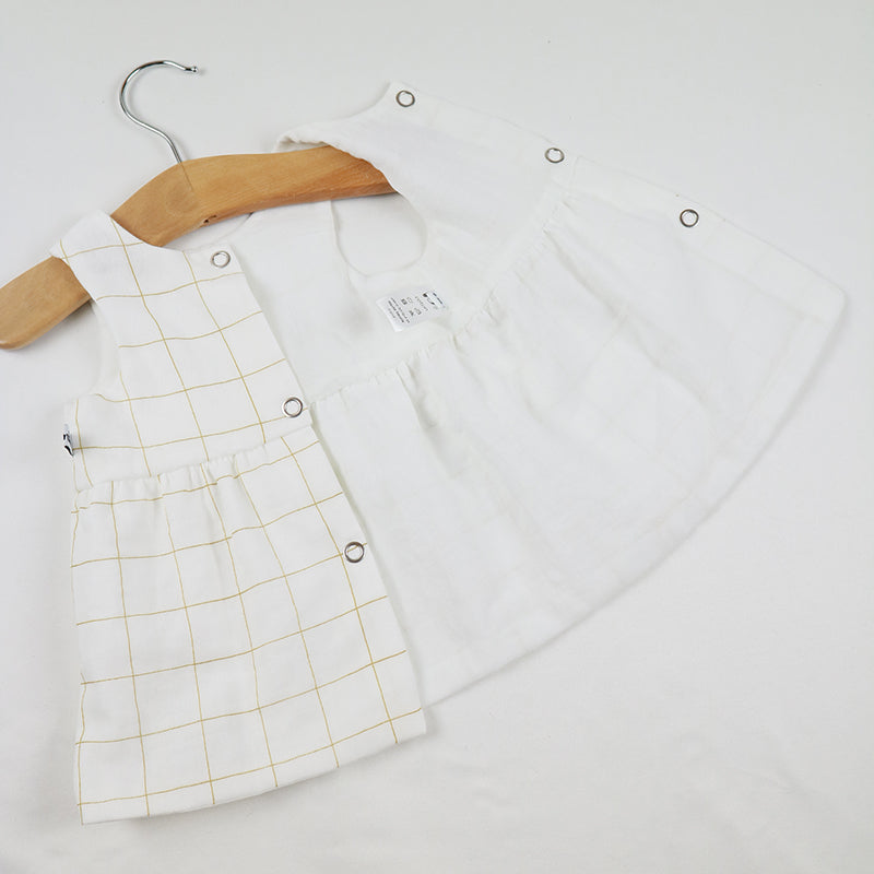 Robe à carreaux or